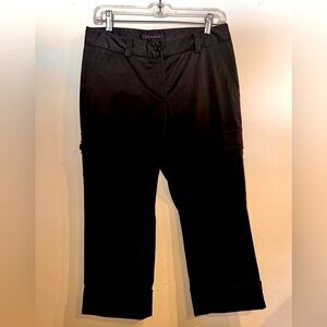 Theory Black Cuffed Cargo Capri Pants. Size 6